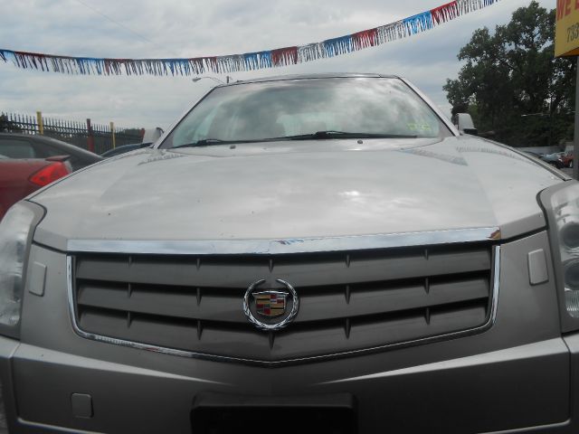 Cadillac SRX 2004 photo 3