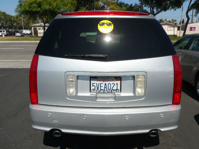 Cadillac SRX 2004 photo 3