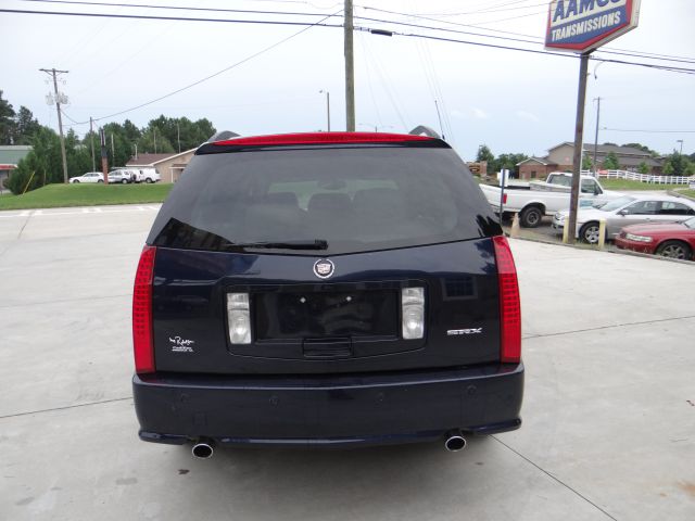 Cadillac SRX 2004 photo 4