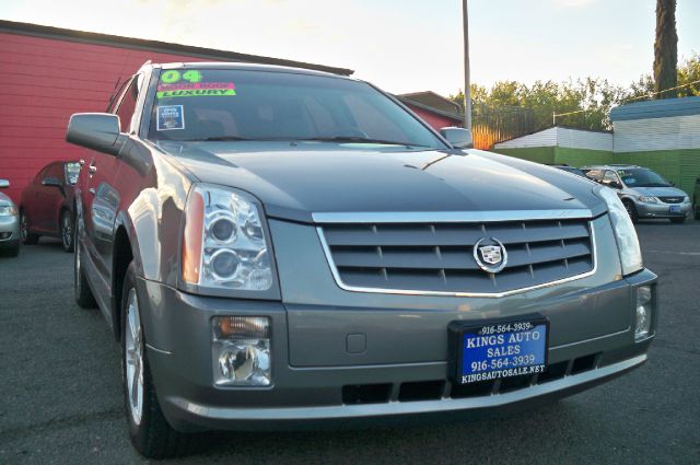 Cadillac SRX 2004 photo 4