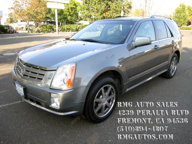 Cadillac SRX 2004 photo 1