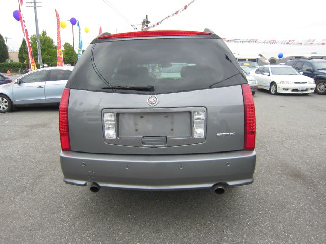 Cadillac SRX 2004 photo 1