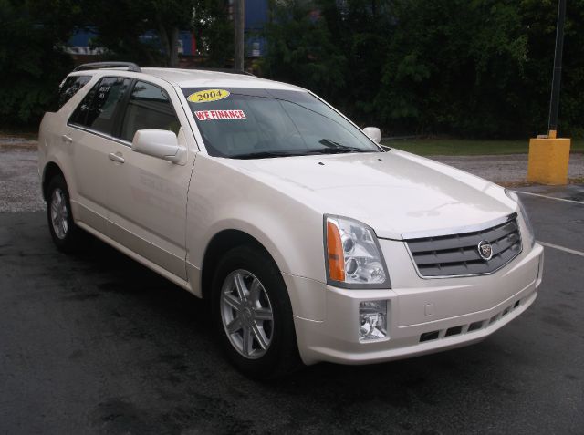 Cadillac SRX 2004 photo 1