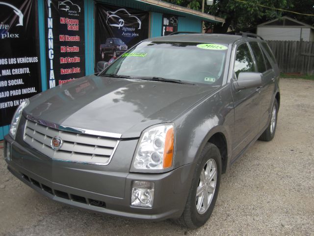 Cadillac SRX 2005 photo 10