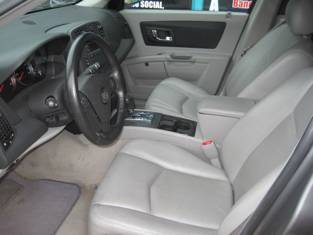 Cadillac SRX 2005 photo 3