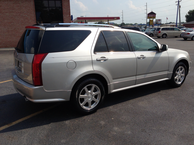 Cadillac SRX 2005 photo 4