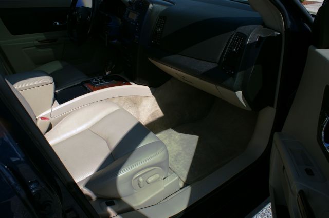 Cadillac SRX 2005 photo 5