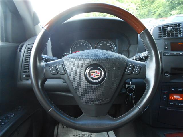 Cadillac SRX 2005 photo 13