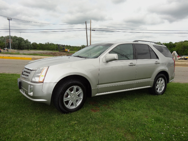 Cadillac SRX 2005 photo 16