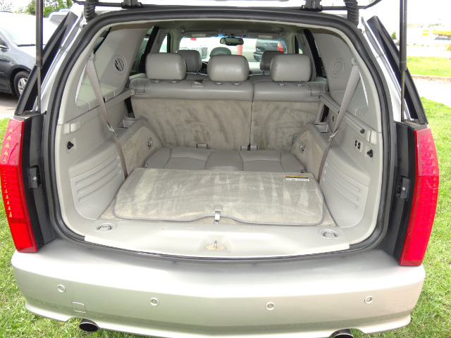 Cadillac SRX 2005 photo 19