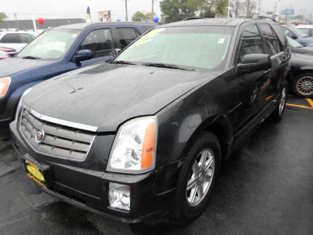 Cadillac SRX 2005 photo 2