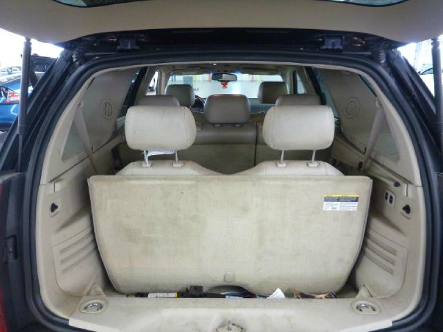 Cadillac SRX 2005 photo 1