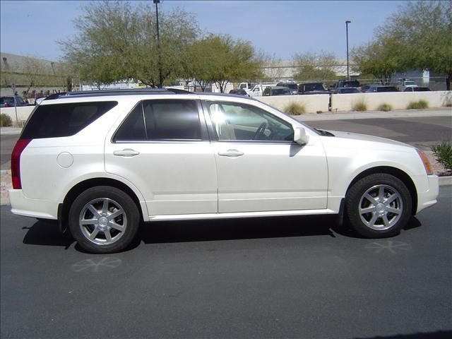 Cadillac SRX 2005 photo 3