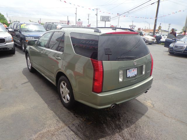 Cadillac SRX 2005 photo 12