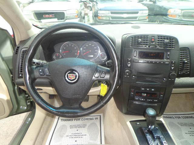 Cadillac SRX 2005 photo 18