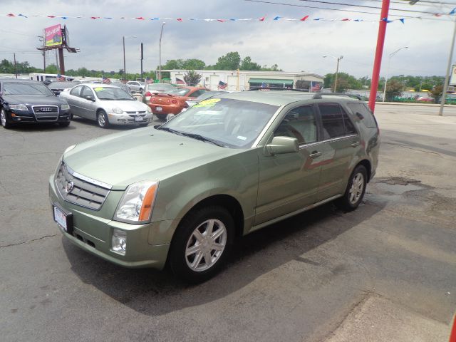 Cadillac SRX 2005 photo 21