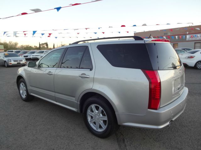 Cadillac SRX 2005 photo 4