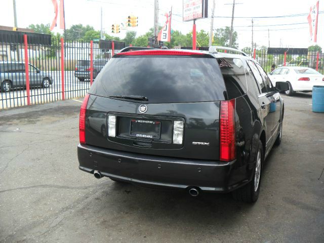 Cadillac SRX 2005 photo 4