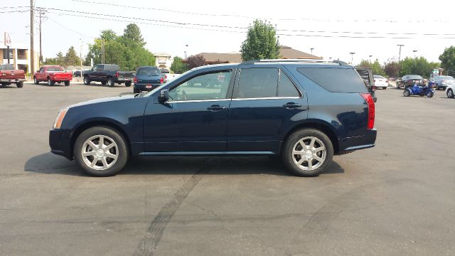 Cadillac SRX 2005 photo 1