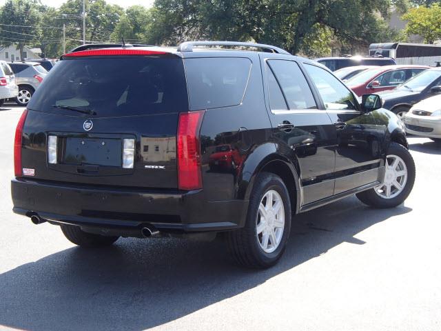 Cadillac SRX 2005 photo 3