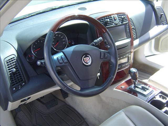 Cadillac SRX 2005 photo 5