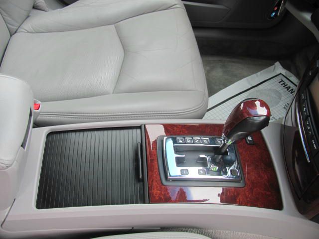 Cadillac SRX 2005 photo 11