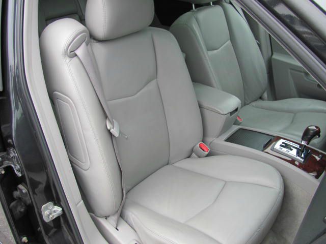 Cadillac SRX 2005 photo 14