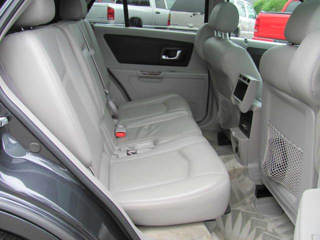 Cadillac SRX 2005 photo 17