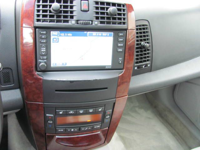 Cadillac SRX 2005 photo 18