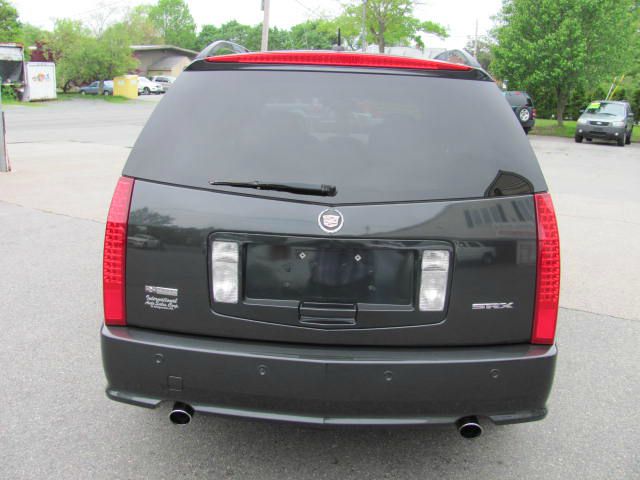 Cadillac SRX 2005 photo 31