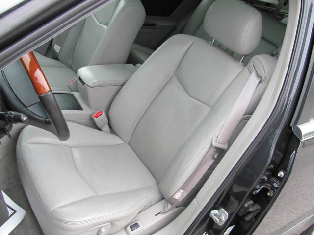 Cadillac SRX 2005 photo 6