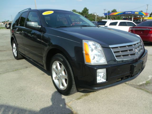 Cadillac SRX 2005 photo 1