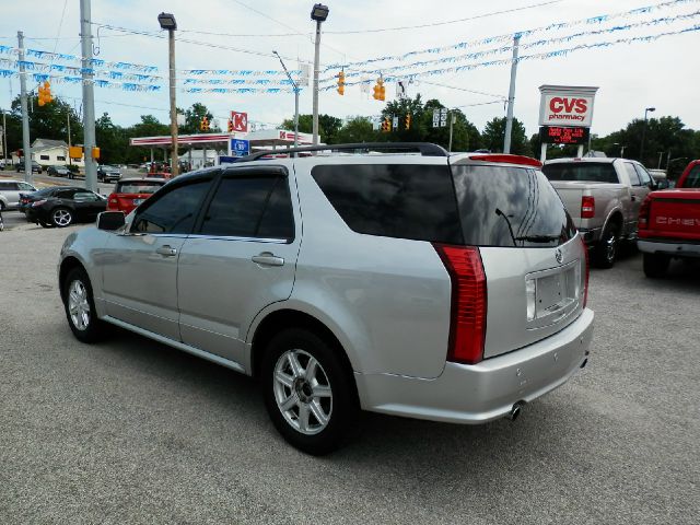 Cadillac SRX 2005 photo 1