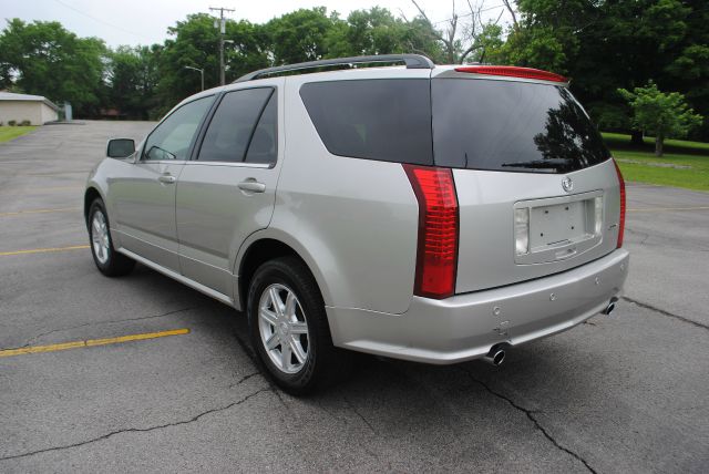 Cadillac SRX 2005 photo 12