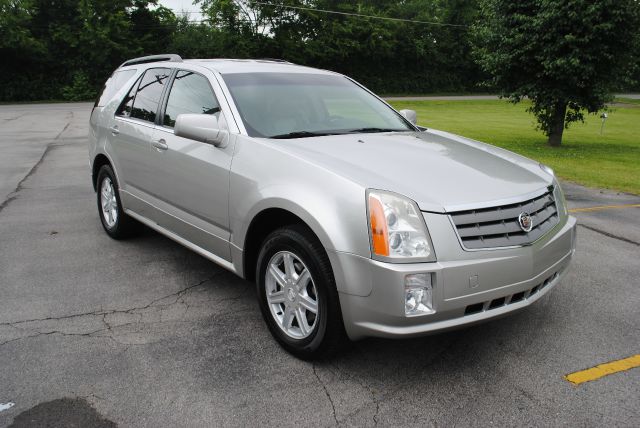 Cadillac SRX 2005 photo 15