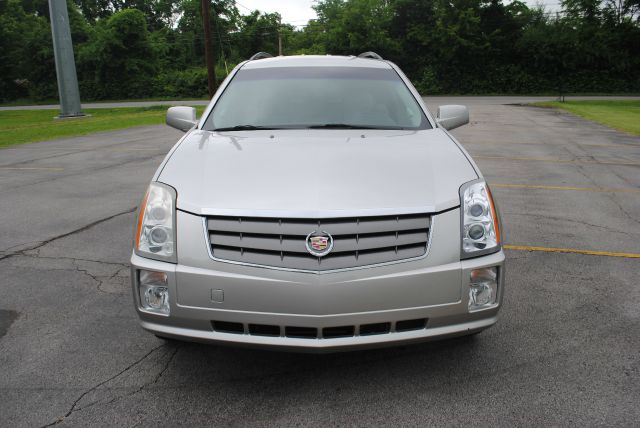 Cadillac SRX 2005 photo 17