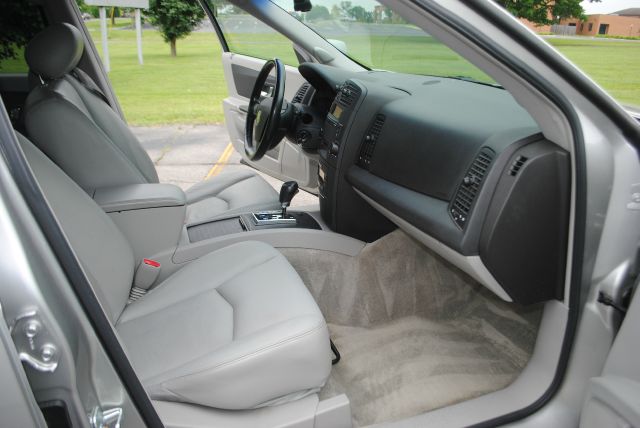 Cadillac SRX 2005 photo 4