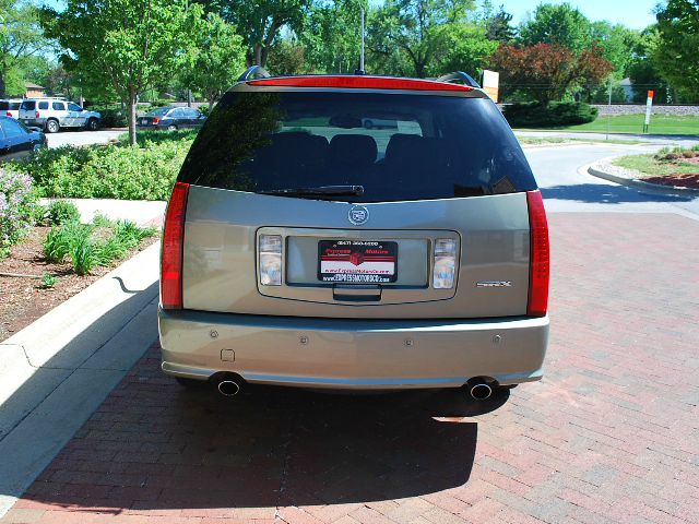 Cadillac SRX 2005 photo 14