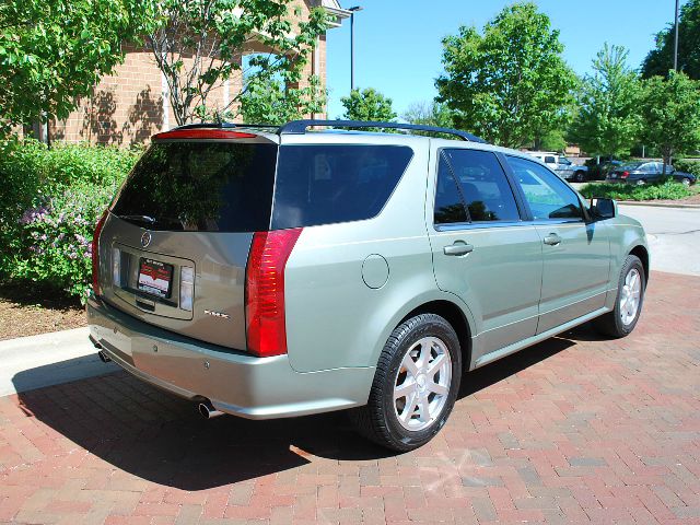 Cadillac SRX 2005 photo 15