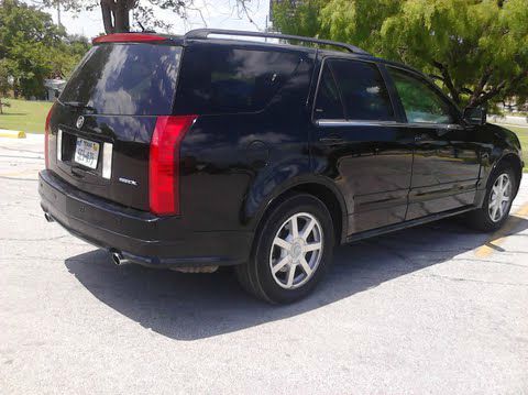 Cadillac SRX 2005 photo 1