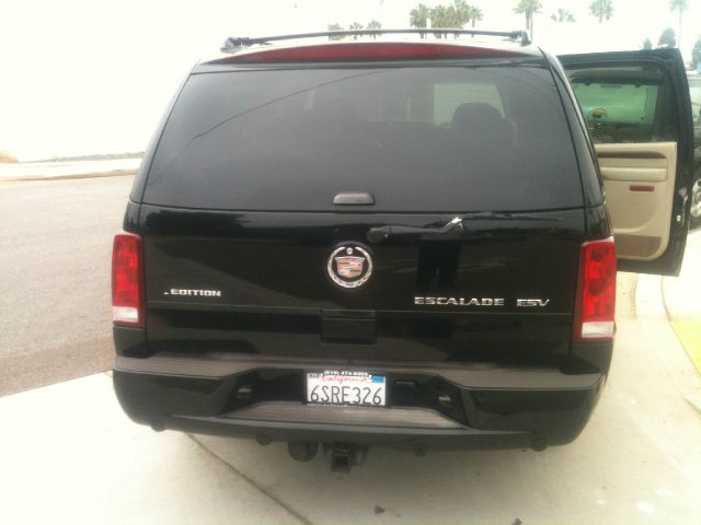 Cadillac SRX 2005 photo 4