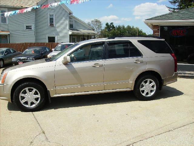 Cadillac SRX 2005 photo 1