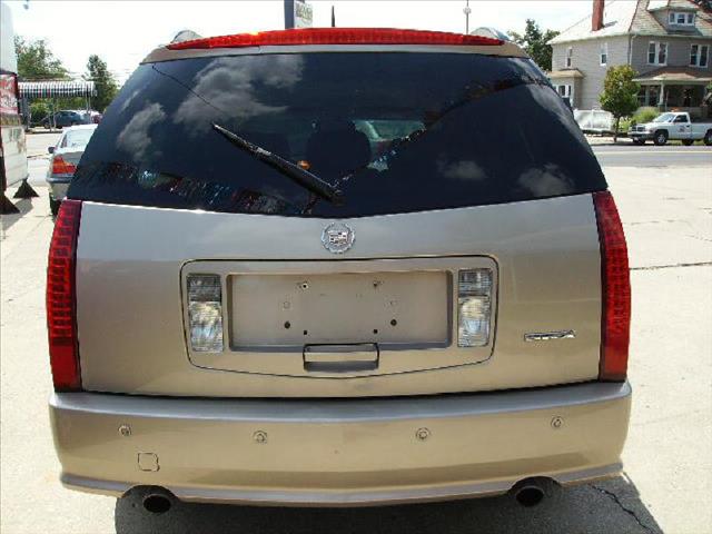 Cadillac SRX 2005 photo 3