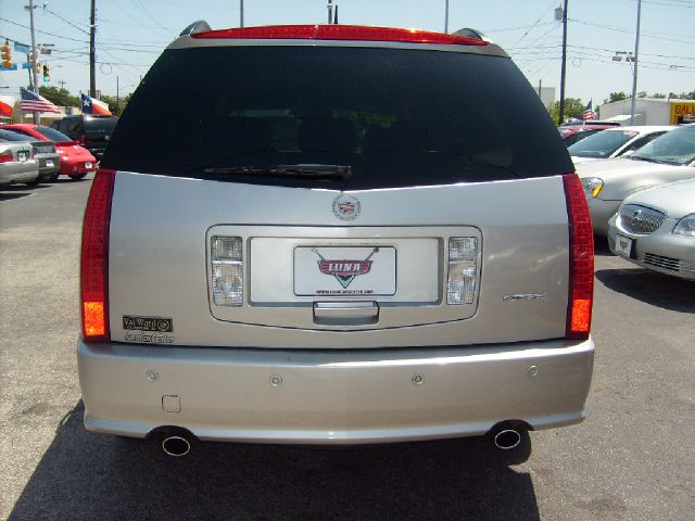 Cadillac SRX 2005 photo 3