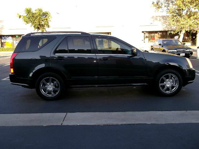 Cadillac SRX 2005 photo 1