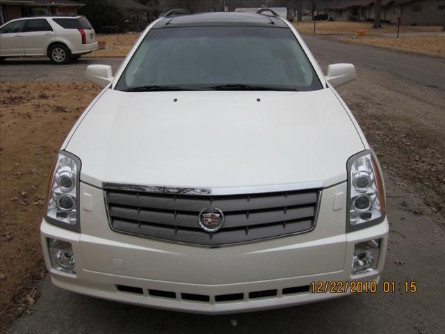 Cadillac SRX 2005 photo 4