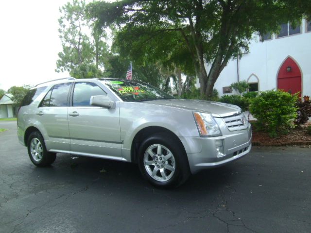 Cadillac SRX 2006 photo 2