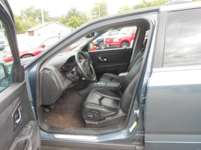 Cadillac SRX 2006 photo 2