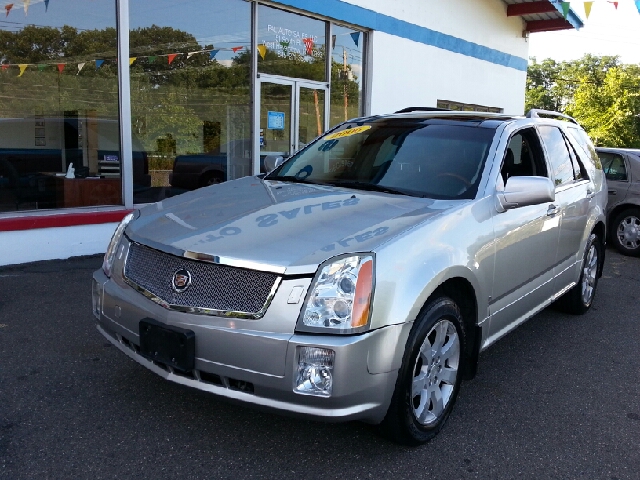 Cadillac SRX 2006 photo 2