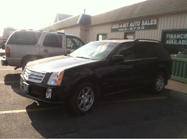 Cadillac SRX 2006 photo 2